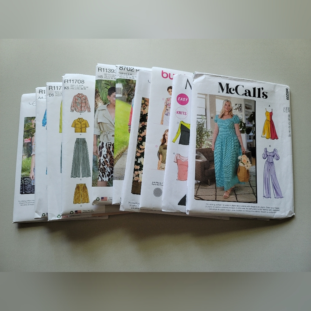 ‼️MUST GO‼️ Lot of 10 uncut new sewing patterns sized small to large fall styles